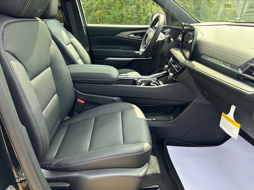 2027 Chevrolet Traverse LT 2LT