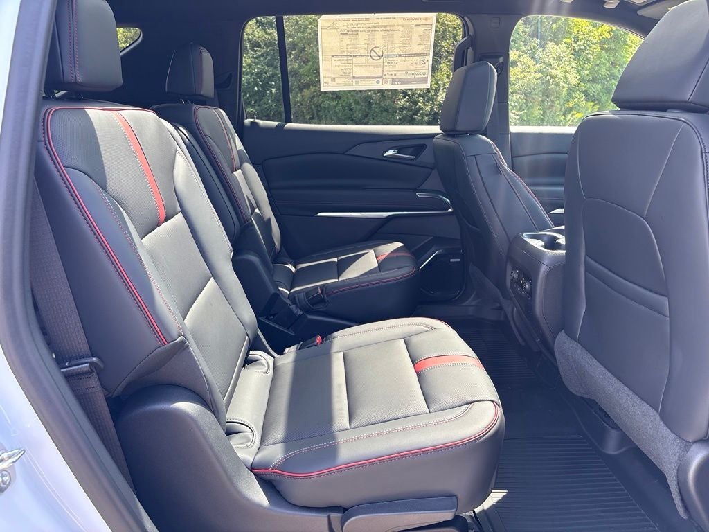 2027 Chevrolet Traverse RS