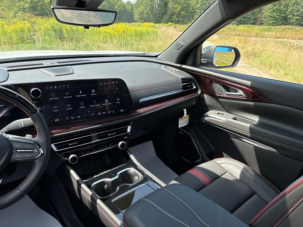 2027 Chevrolet Traverse RS