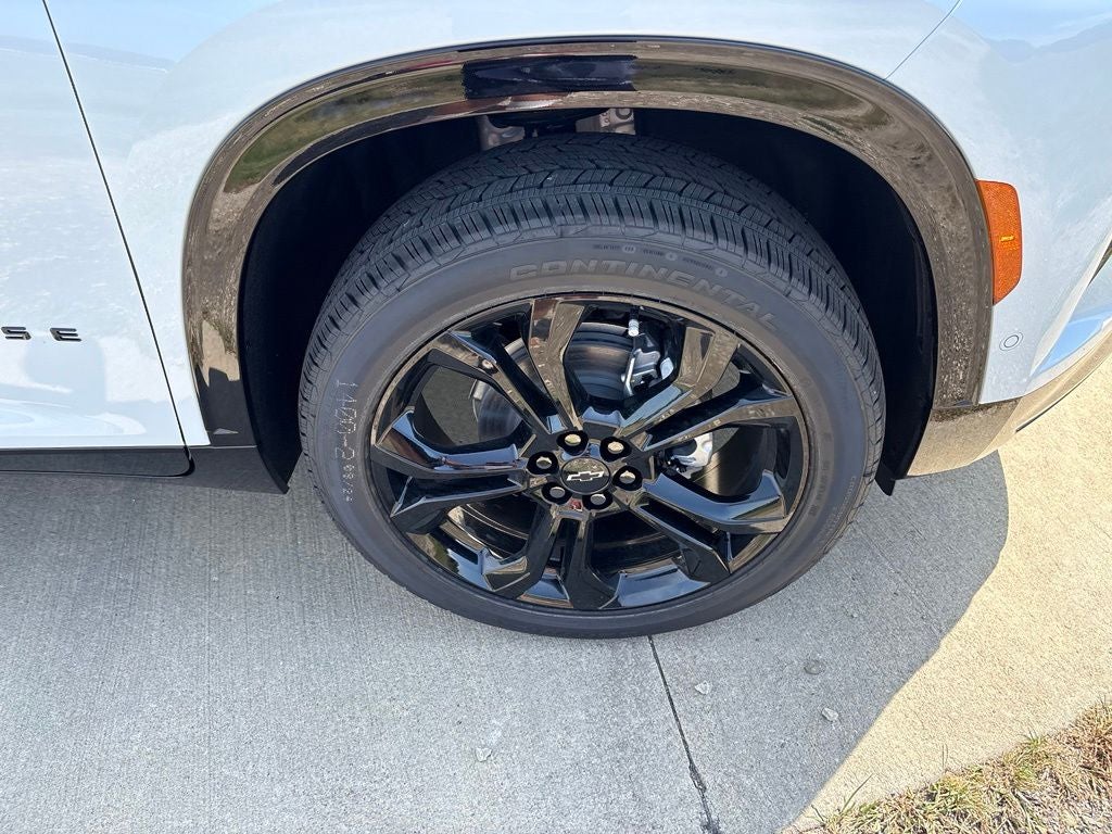 2027 Chevrolet Traverse RS