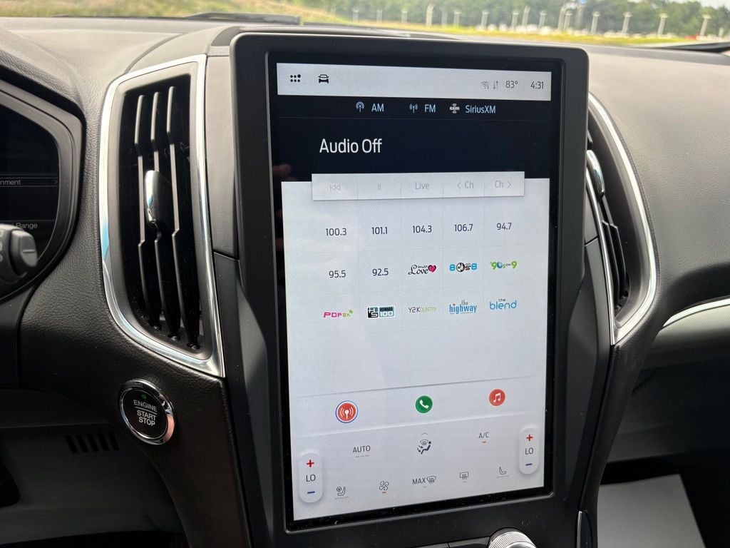 2022 Ford Edge Titanium
