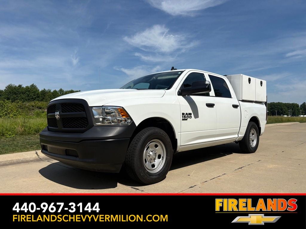 2022 RAM 1500 Classic Tommy Gate