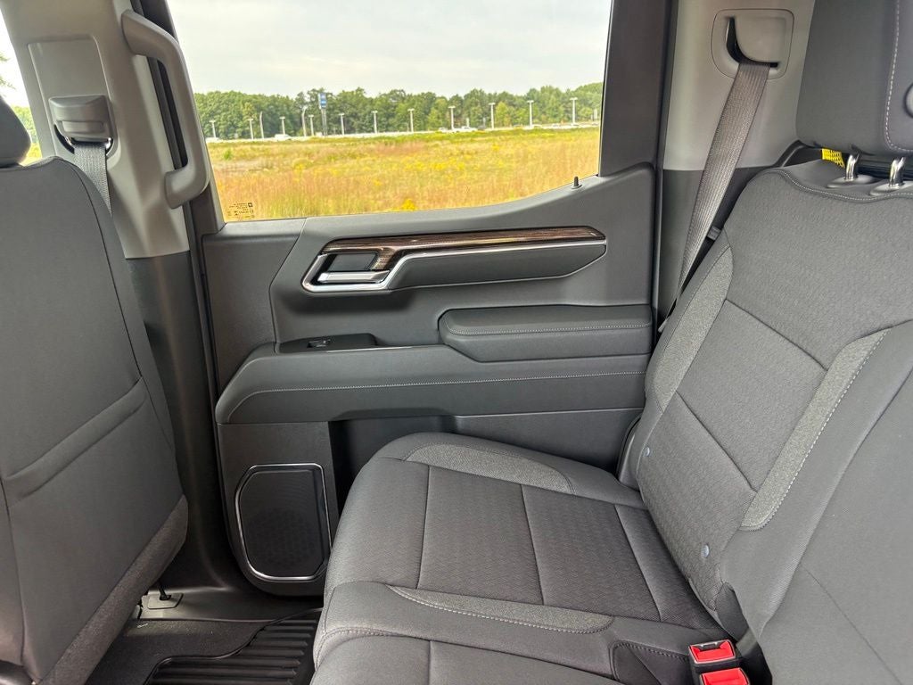 2026 Chevrolet Silverado 1500 LT LT1