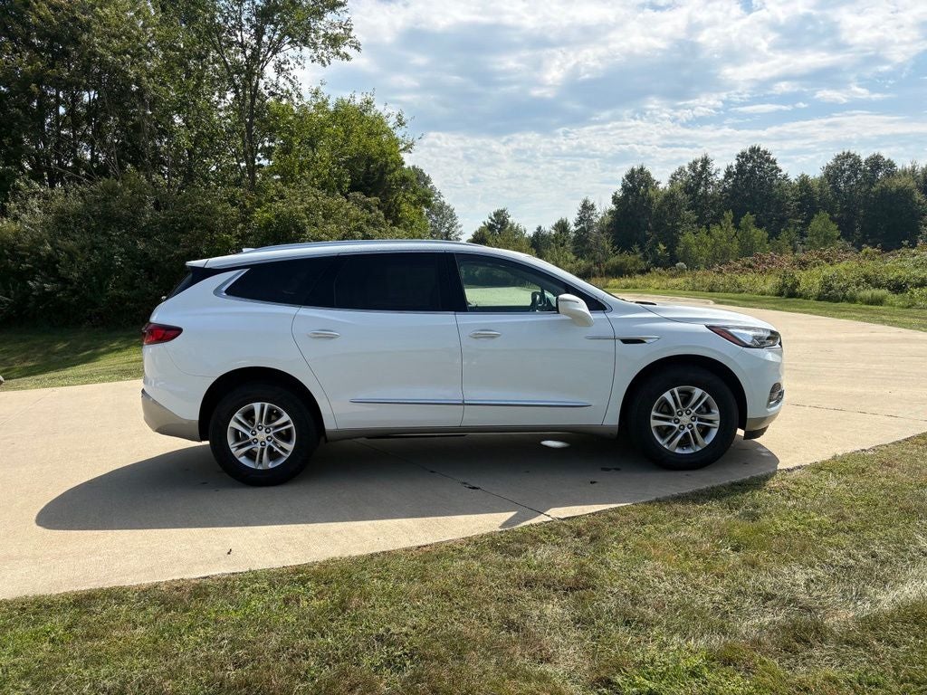 2021 Buick Enclave Essence