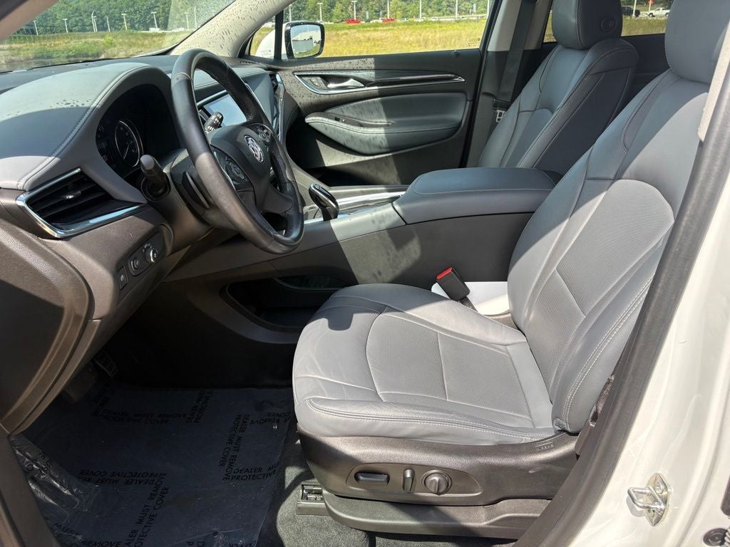 2021 Buick Enclave Essence