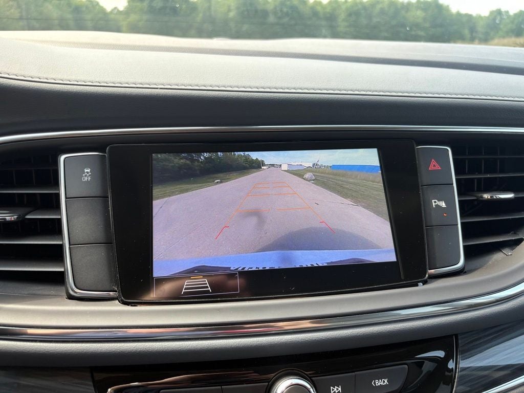 2021 Buick Enclave Essence