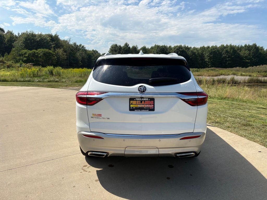 2021 Buick Enclave Essence