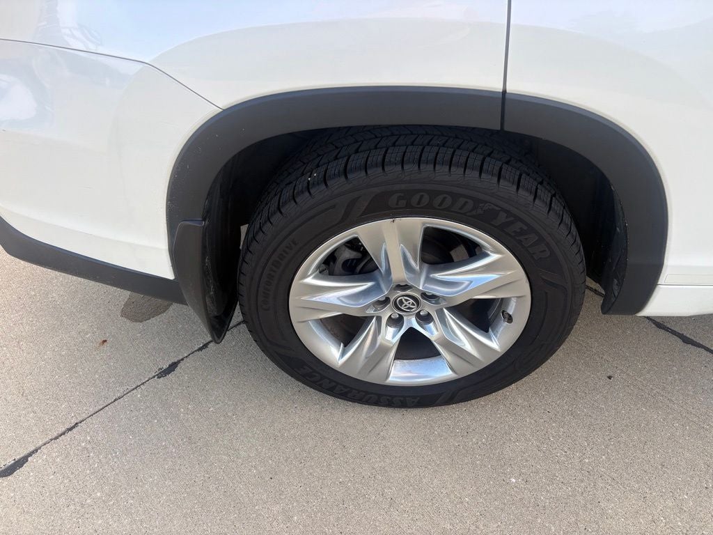 2017 Toyota Highlander Limited