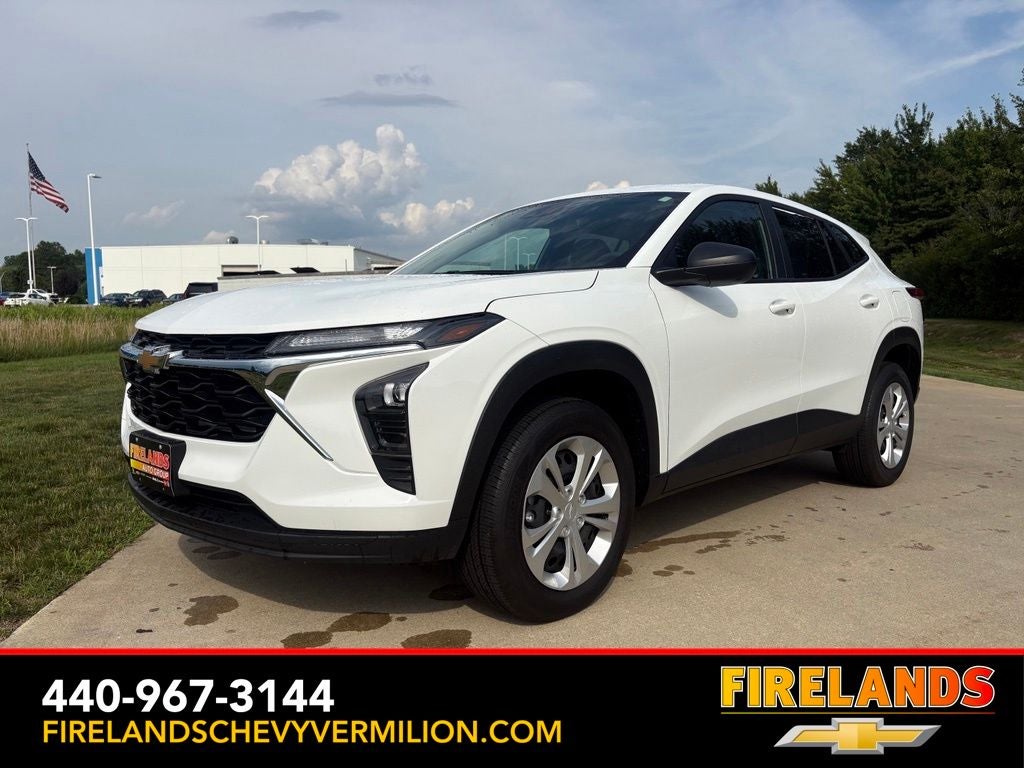 2025 Chevrolet Trax LS