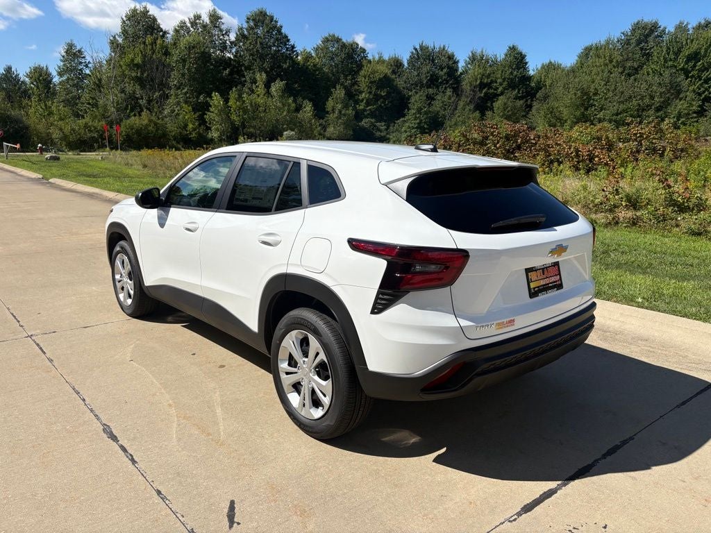 2026 Chevrolet Trax LS