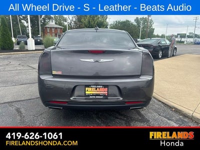 2017 Chrysler 300 S