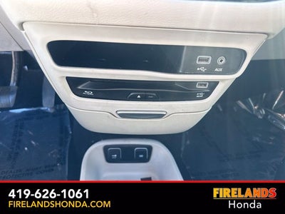 2017 Chrysler Pacifica Touring L Plus
