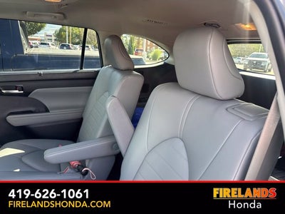 2024 Toyota Highlander XLE