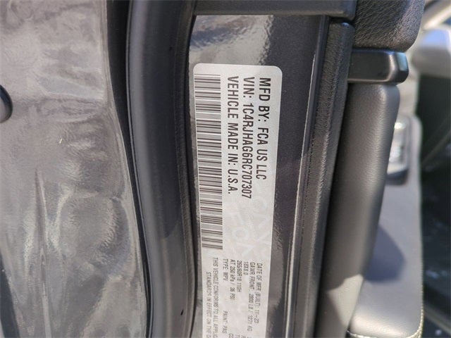 2024 Jeep Grand Cherokee Laredo