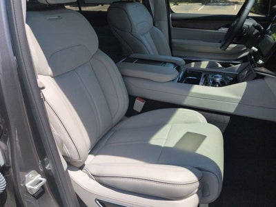2023 Jeep Grand Wagoneer L Series II