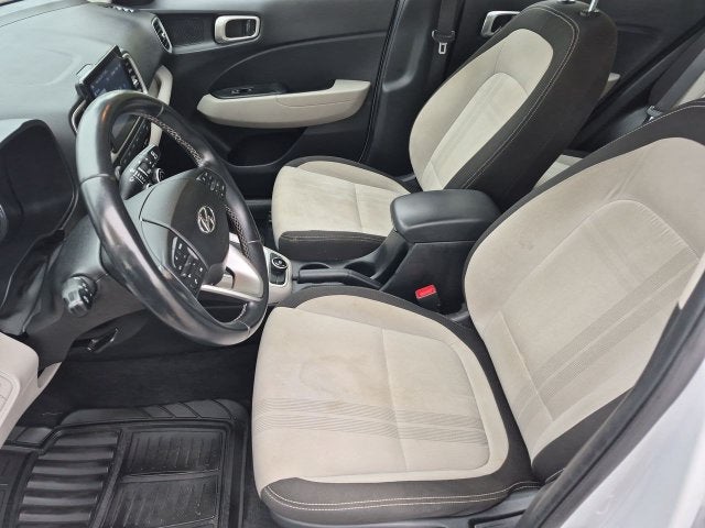 2022 Hyundai Venue SEL
