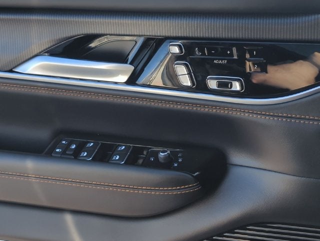 2025 Jeep Grand Wagoneer L Series III Obsidian 4x4