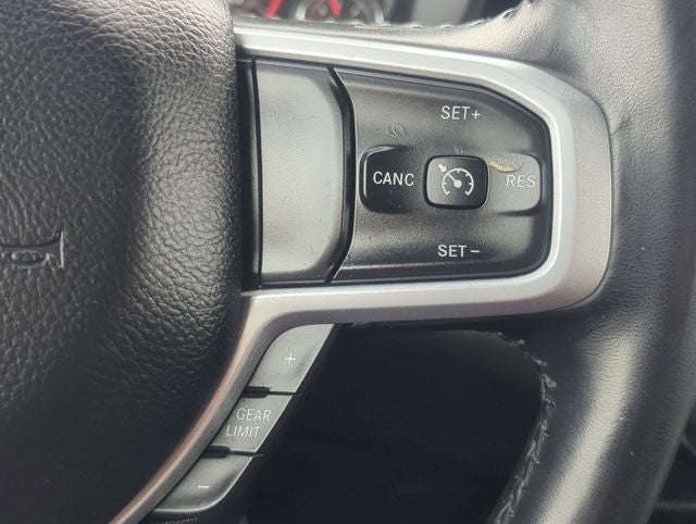 2023 RAM 1500 Big Horn Crew Cab 4x4 5'7' Box