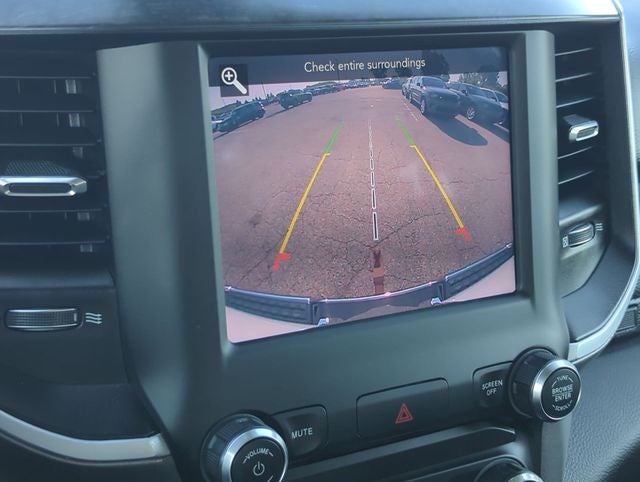 2020 RAM 1500 Big Horn Crew Cab 4x4 5'7' Box
