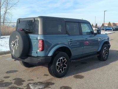 2022 Ford Bronco Base