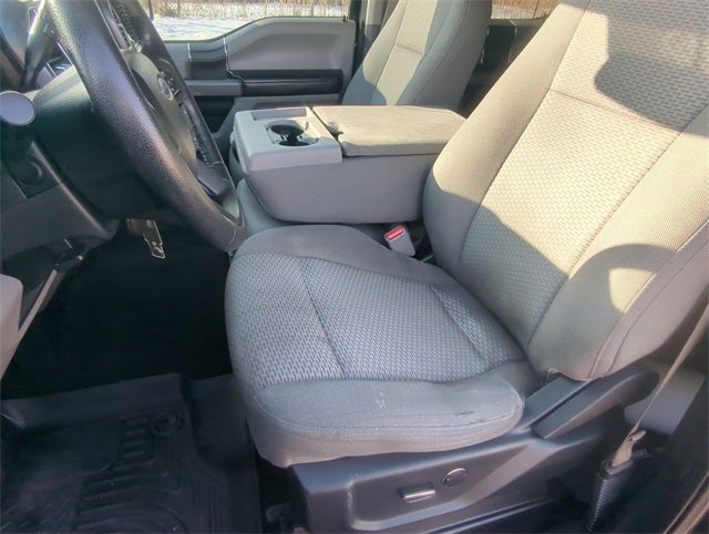 2015 Ford F-150 Base