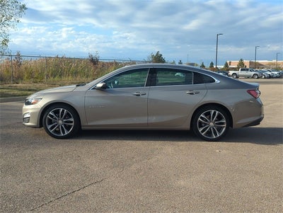 2022 Chevrolet Malibu FWD LT