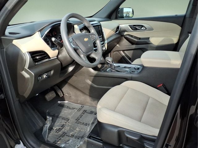 2023 Chevrolet Traverse AWD LS