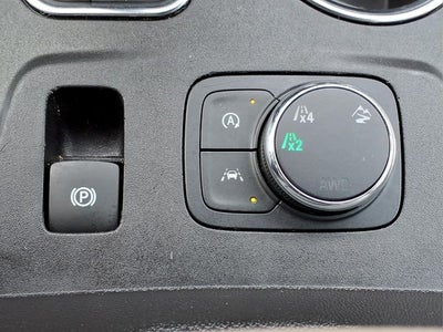 2023 Chevrolet Traverse AWD LS