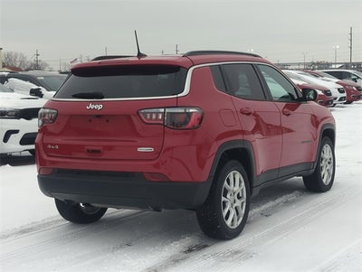 2023 Jeep Compass Latitude Lux FWD