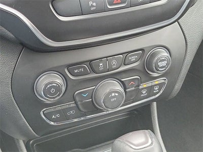 2020 Jeep Cherokee Latitude Lux 4X4