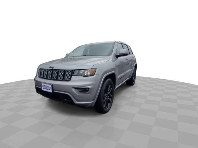 2020 Jeep Grand Cherokee Laredo