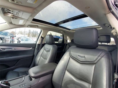 2017 Cadillac XT5 Luxury AWD