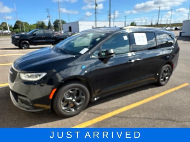 2021 Chrysler Pacifica Hybrid Limited