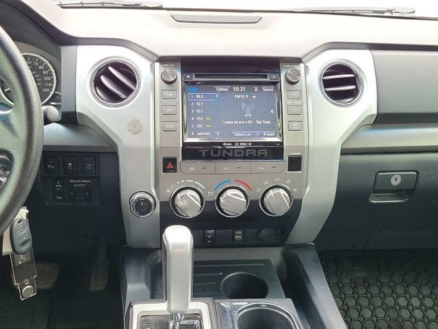 2017 Toyota Tundra 4WD SR