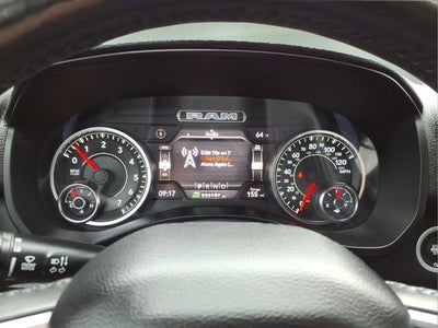 2020 RAM 1500 Big Horn Crew Cab 4x4 5'7" Box