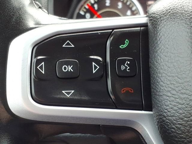 2020 RAM 1500 Big Horn Crew Cab 4x4 5'7" Box