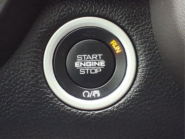 2020 RAM 1500 Big Horn Crew Cab 4x4 5'7" Box