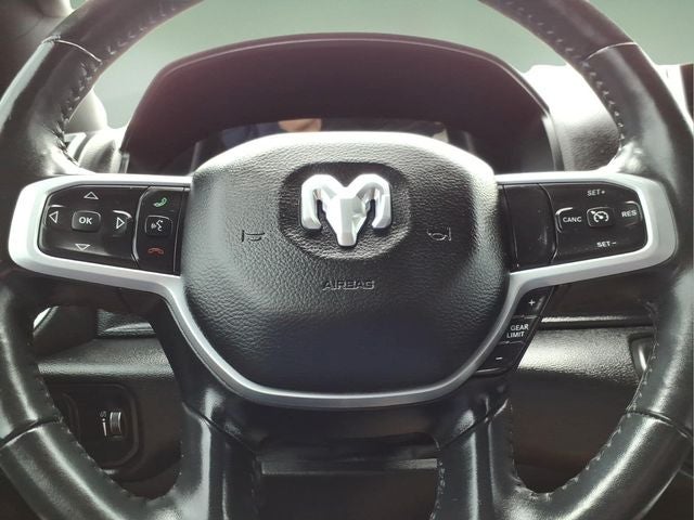 2020 RAM 1500 Big Horn Crew Cab 4x4 5'7" Box