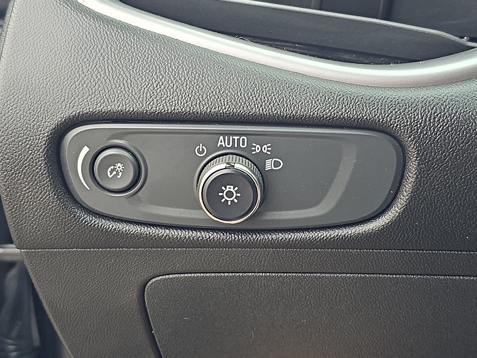 2022 Chevrolet Malibu RS