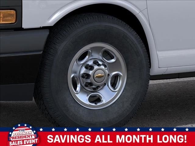 2026 Chevrolet Express Cargo 2500 WT