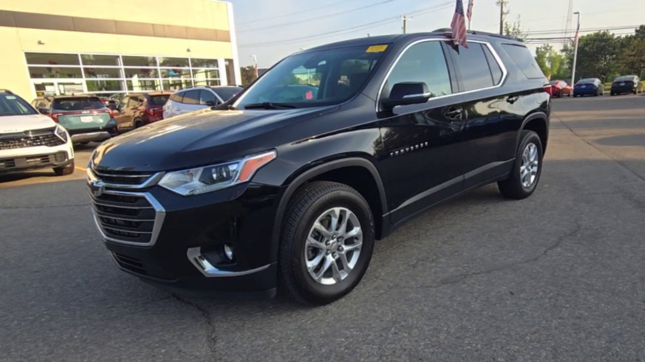 2021 Chevrolet Traverse LT Cloth