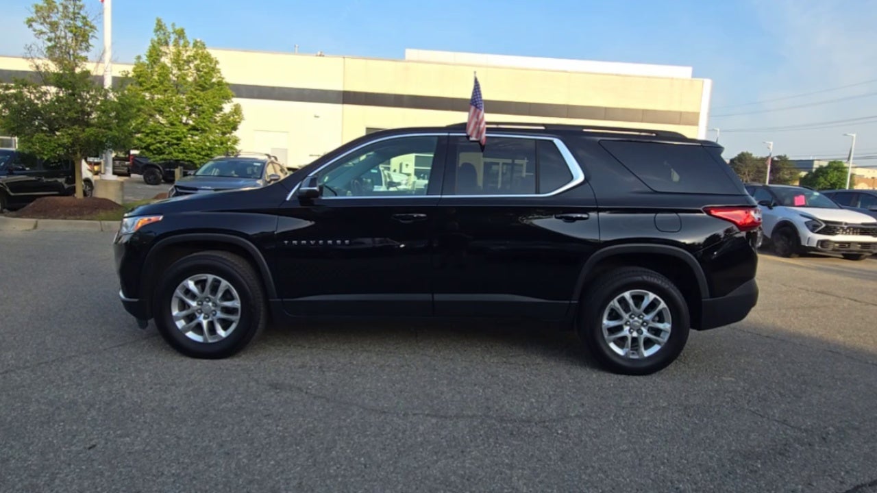 2021 Chevrolet Traverse LT Cloth