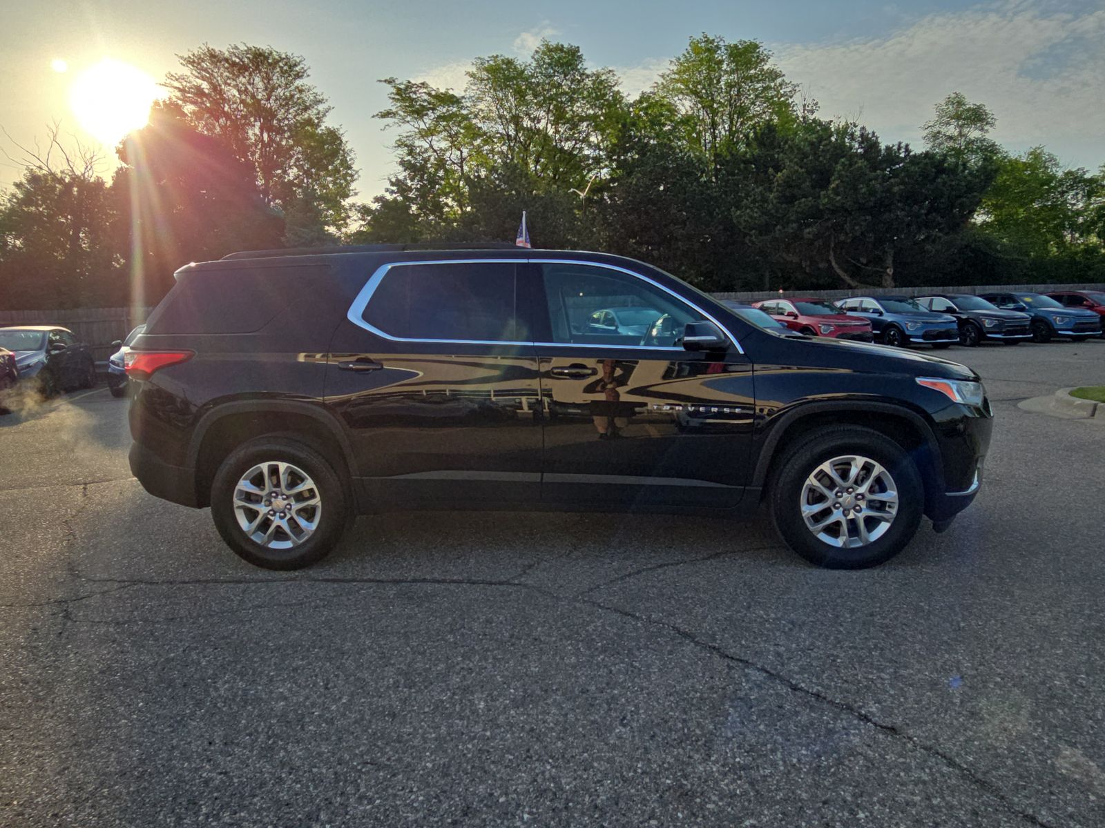 2021 Chevrolet Traverse LT Cloth