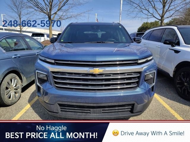 2024 Chevrolet Traverse LT