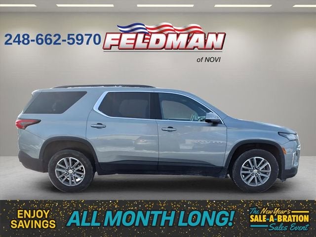 2023 Chevrolet Traverse LT Cloth