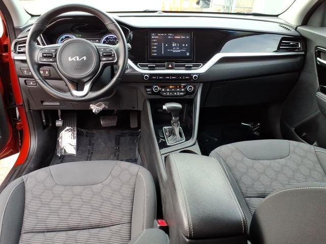 2022 Kia Niro LXS