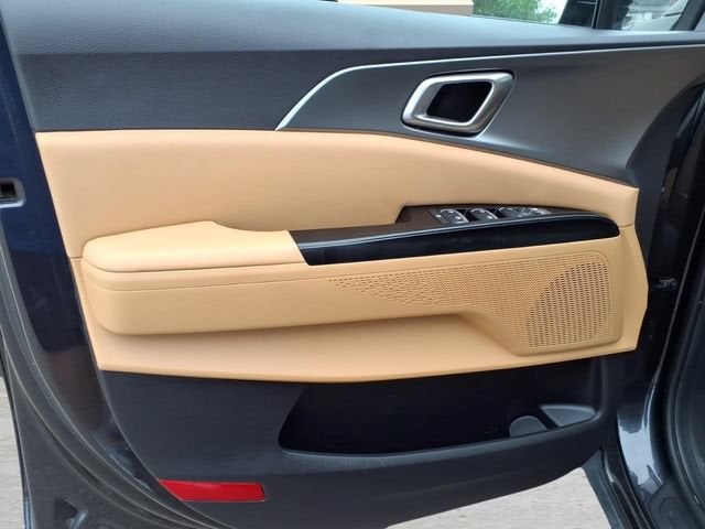 2023 Kia Carnival MPV LX Seat Package