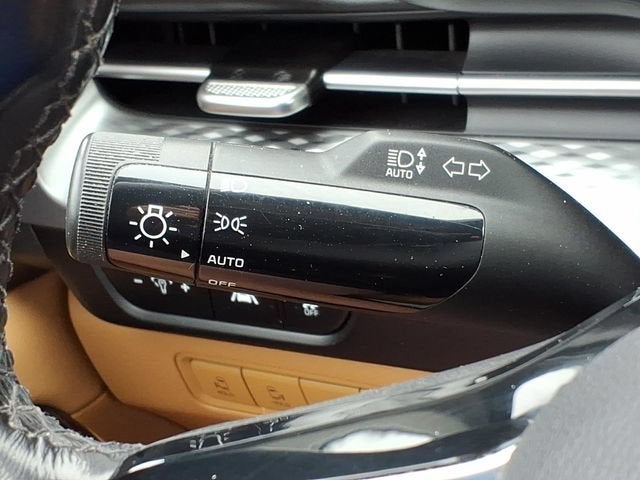 2023 Kia Carnival MPV LX Seat Package