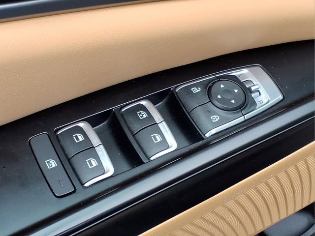2023 Kia Carnival MPV LX Seat Package