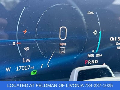 2024 Cadillac LYRIQ Luxury 2